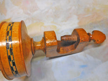 Charger l&#39;image dans la galerie, A Georgian multi purpose sewing clamp. c1800
