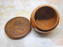 Load image into Gallery viewer, A Georgian burnt wood cotton / string ball holder. c 1800
