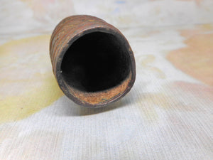 Ein hoher hispano-maurischer Fingerhut aus Bronze. um 1400