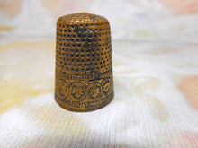 Load image into Gallery viewer, A late medieval, gilt brass thimble. Nuremberg c1580
