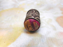Load image into Gallery viewer, A silver filigree double ended emery. c1820
