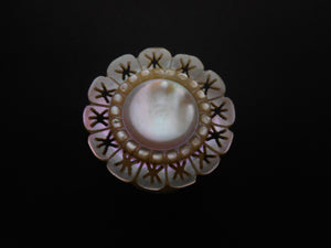 A mother of pearl reel / spool. c1840