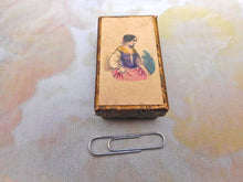 Load image into Gallery viewer, A little cardboard needle packet box with print of a lady. c1860
