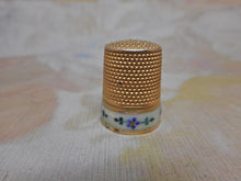 Load image into Gallery viewer, A Continental silver gilt thimble with an enameled band. c1920
