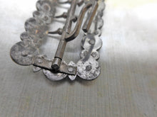 Laden Sie das Bild in den Galerie-Viewer, A Georgian cut steel buckle. c1800
