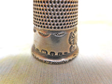 Load image into Gallery viewer, A decorative Victorian silver thimble. Hall marked SF London 1895
