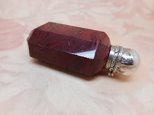 Load image into Gallery viewer, A Lithyalin &#39;agate&#39; glass scent bottle. 19th century. c 1860
