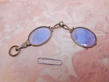 Load image into Gallery viewer, A lorgnette with blue tinted lenses. 19thc
