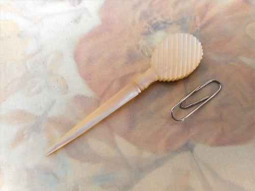 A mother of pearl stiletto /awl. French c 1800