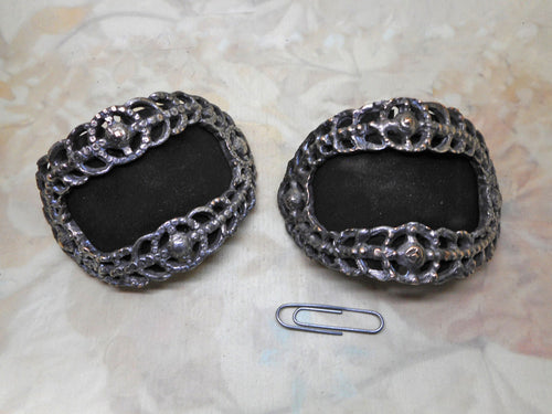 A pair of antique shoe buckles.19th century.