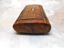 Charger l&#39;image dans la galerie, SOLD……A walnut puzzle snuff box. c 1850
