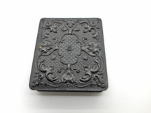 Load image into Gallery viewer, A Union Case with daguerreotype photograph. 19thc
