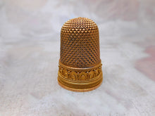 Load image into Gallery viewer, An 18ct Etruscan style gold thimble in its box. c1870
