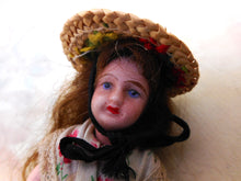 Load image into Gallery viewer, Two little dolls. German c1910.
