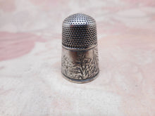 Load image into Gallery viewer, SOLD........Windsor Castle - antique silver thimble. c 1850.
